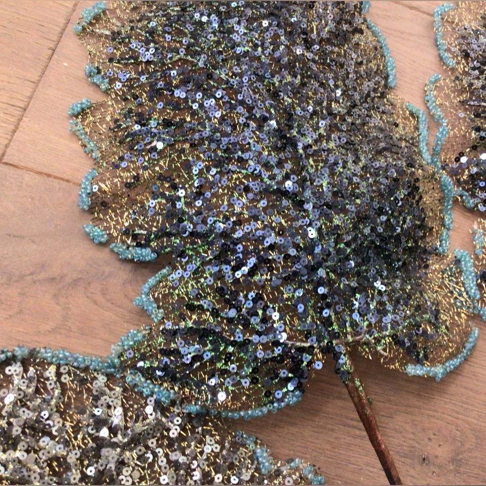 Set of 5 blue Faux Artificial Flowers Leaves - Picture 6 of 13